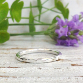 Textured stacking ring