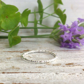 Patterned stacking ring