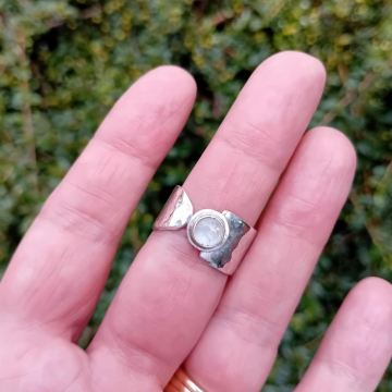 Chunky silver moonstone ring